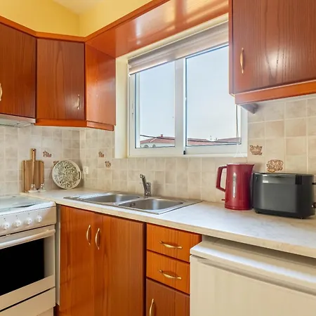 Kosmos St7 In Agios Stefanos Apartmanhotel Ájosz Sztéfanosz