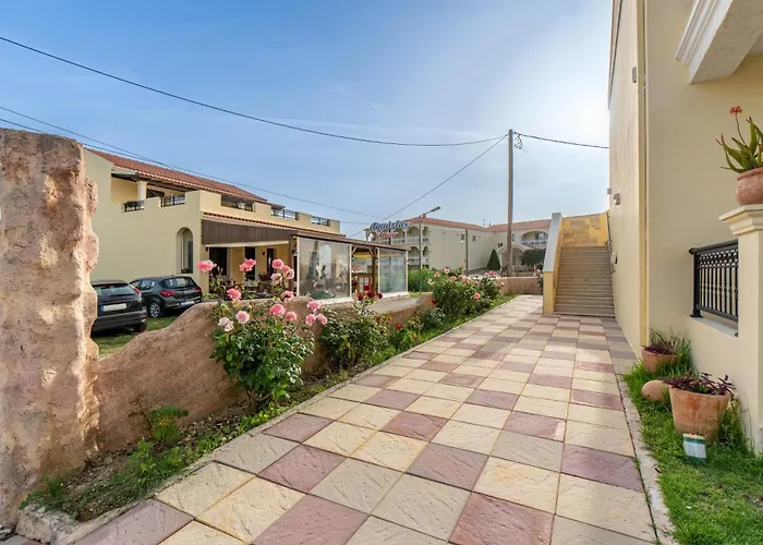 Kosmos St7 In Agios Stefanos Apart Otel
