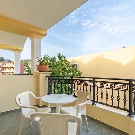 Kosmos St7 In Agios Stefanos Hotel de apartamente *