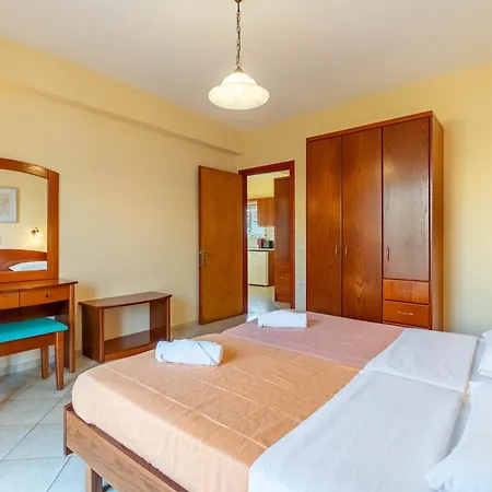 Apart Otel Kosmos St7 In Agios Stefanos 4*