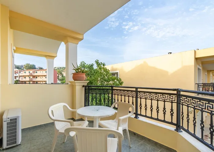 Kosmos St7 In Agios Stefanos شقة فندقية 4*